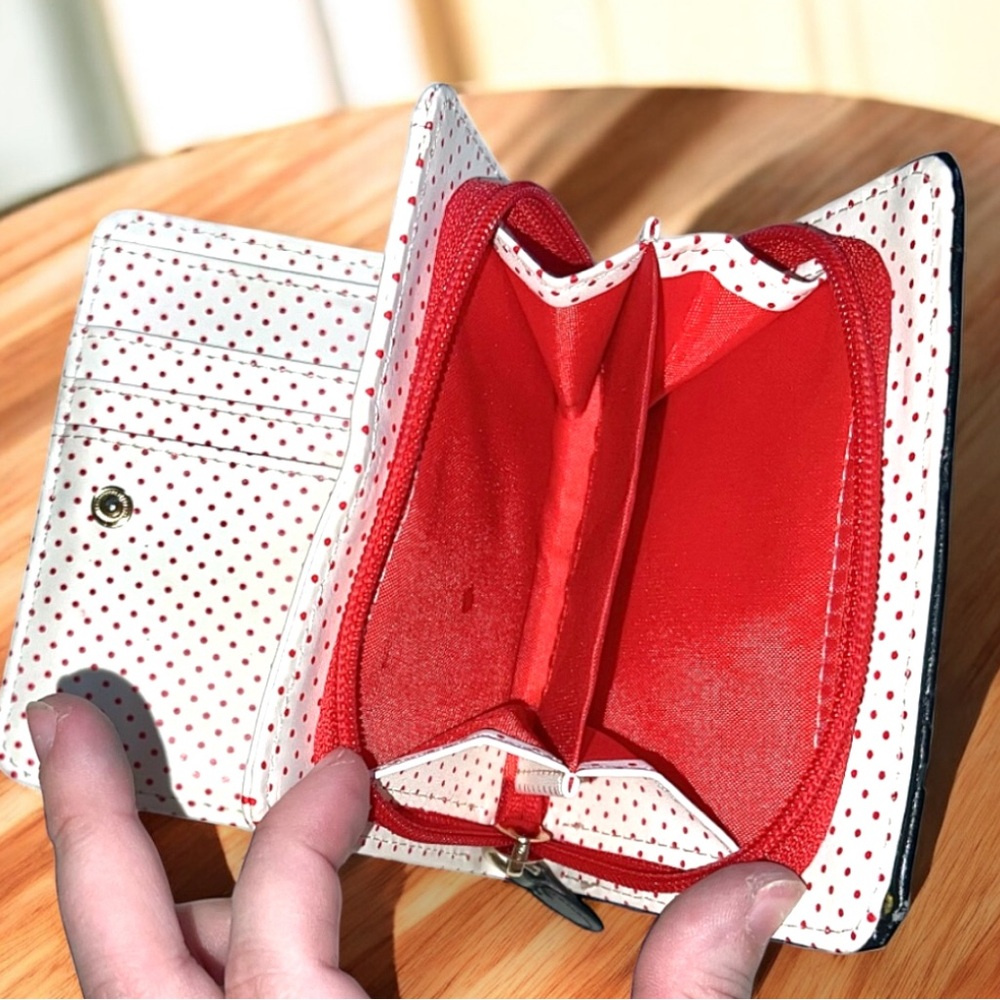 Disney Minnie Mouse Women’s Quilted Mini Backpack Black & RedW/ Matching Wallet - Picture 9 of 12